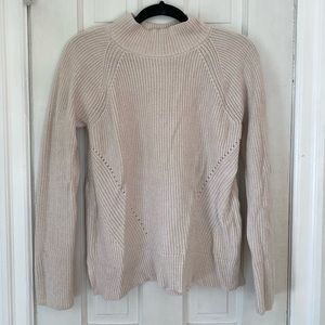 Cream, loose turtle neck sweater